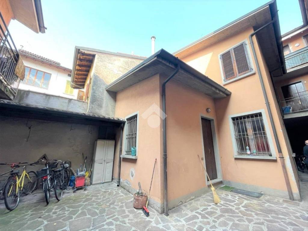 Appartamento in vendita a Chiari via Cortezzano, 41
