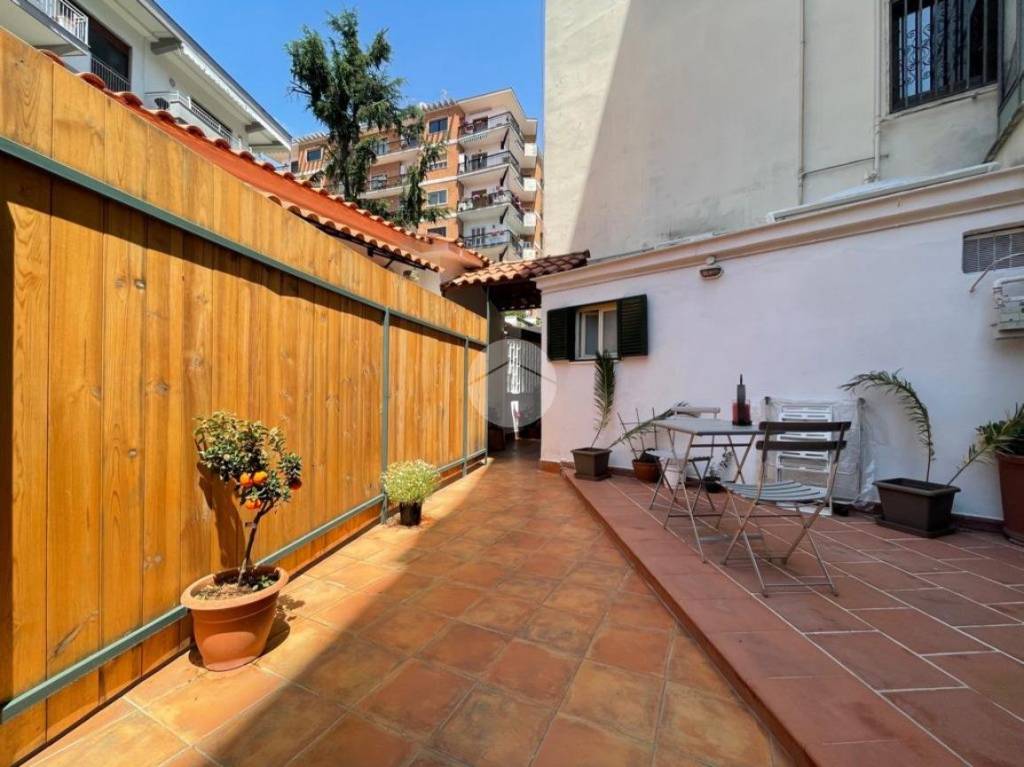 Appartamento in vendita a Napoli via Posillipo, 69