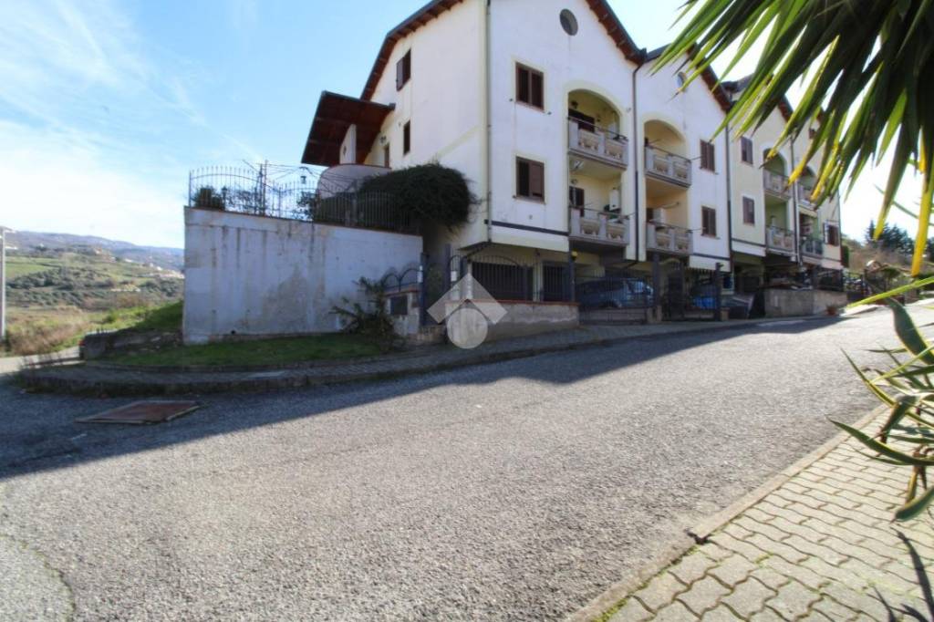 Villa a Schiera in vendita a Luzzi contrada Impennuti, 8