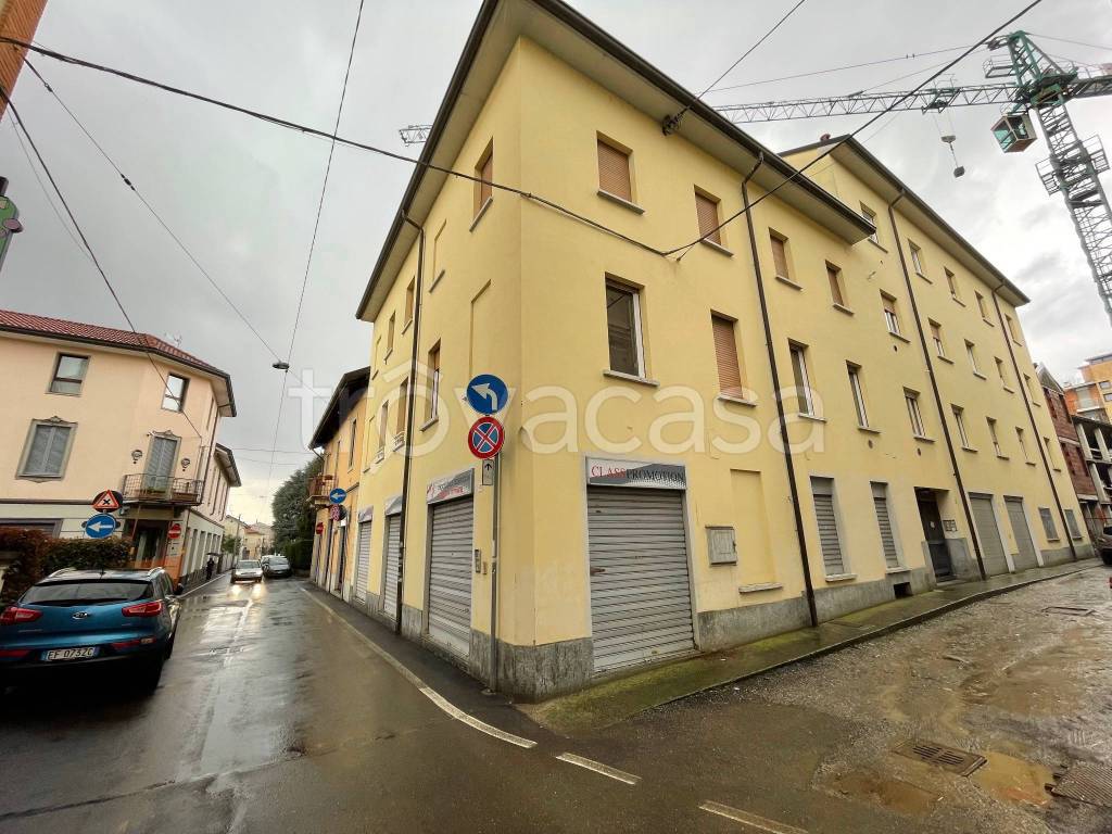 Appartamento in in vendita da privato a Meda via Vignoni