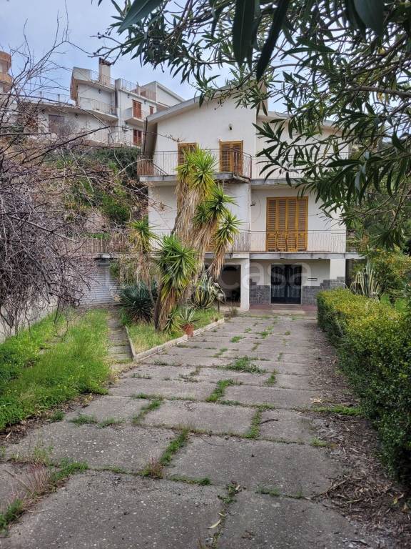 Villa in vendita a Reggio di Calabria via ravagnese-gallina, 248