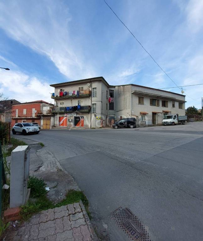 Appartamento in vendita a Castelnuovo Cilento via Pantana, 21