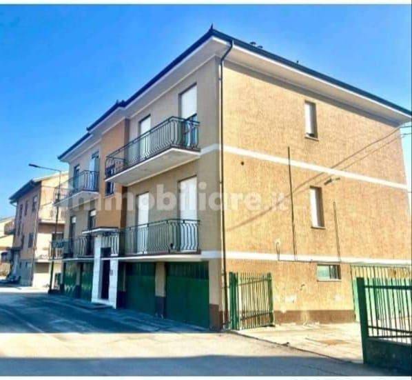 Appartamento in in vendita da privato ad Alba strada Riddone, 22