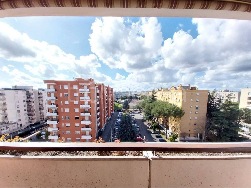 Appartamento in in vendita da privato a Roma via Gennaro Cassiani, 92