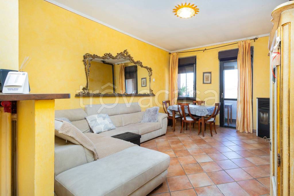 Appartamento in vendita a Saluzzo via Vittime di Brescia, 3