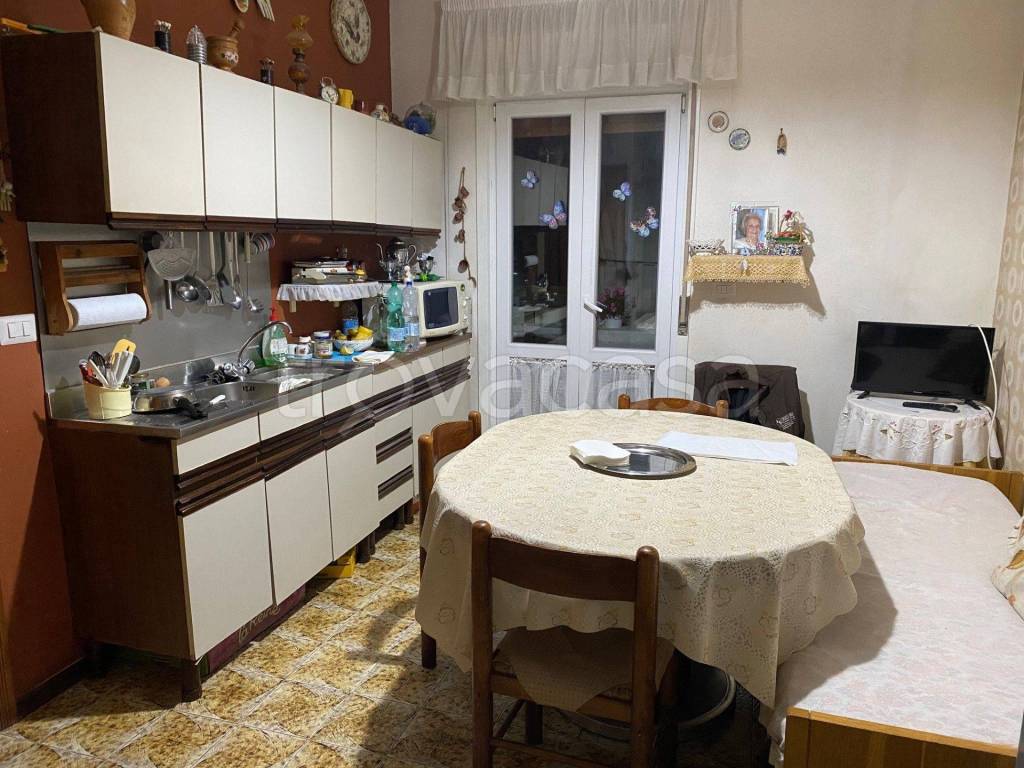 Appartamento in in vendita da privato a Giardini-Naxos via Sebastiano Paladino, 36