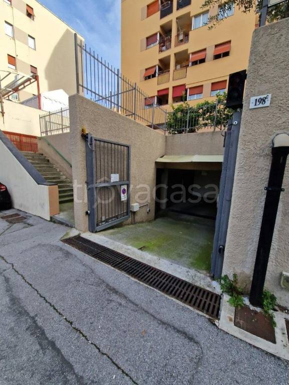 Garage in vendita a Genova via Antonio Sant'Elia, 198C
