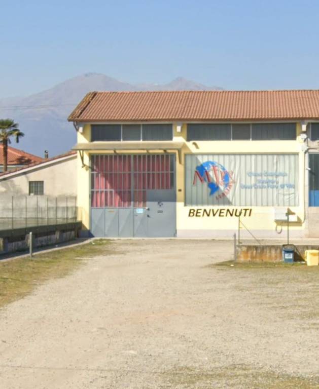 Capannone Industriale in in affitto da privato a Rivarolo Canavese via Santa Caterina da Siena, 6