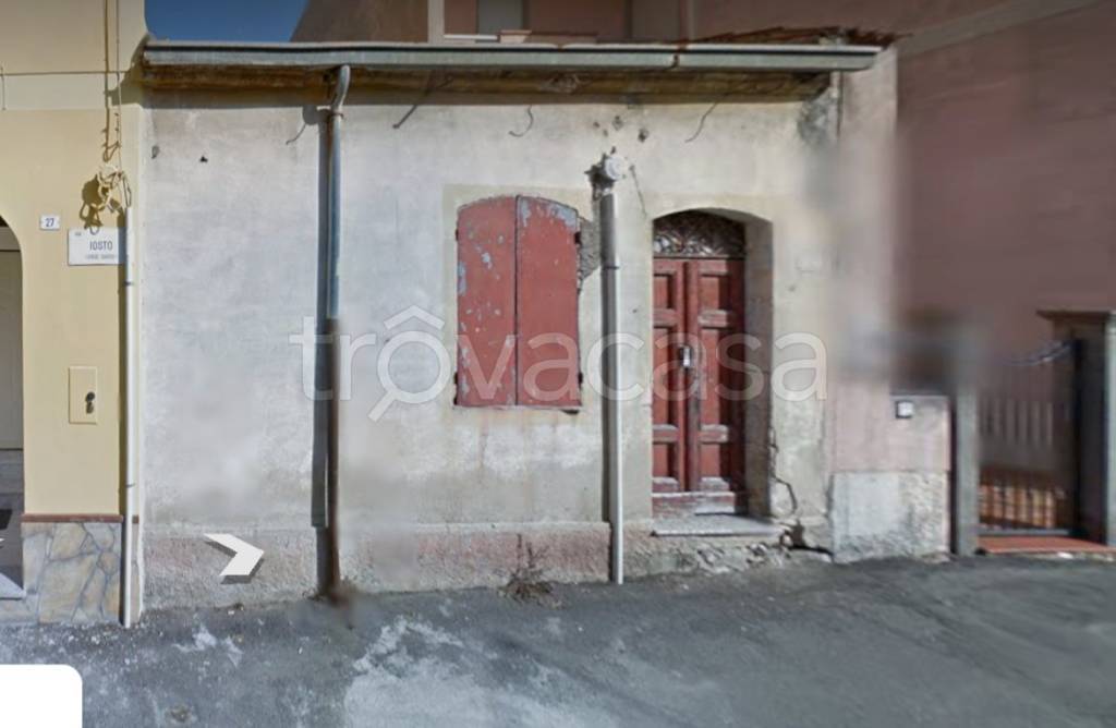Casa Indipendente in in vendita da privato a Ploaghe via Iosto, 25