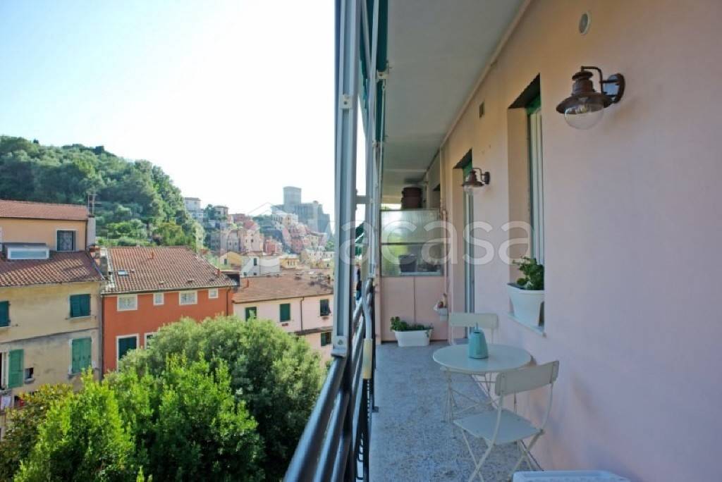 Appartamento in vendita a Lerici via Orante Petriccioli, 22