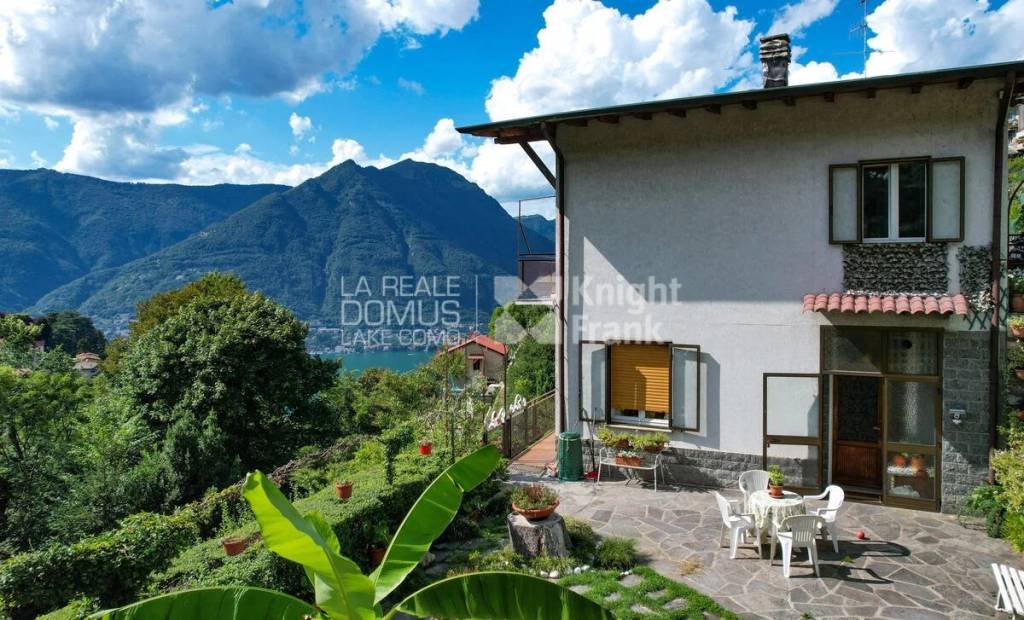 Casa Indipendente in vendita a Faggeto Lario via provinciale