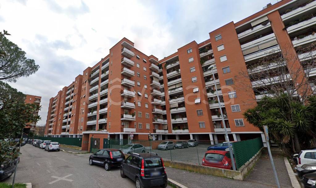 Appartamento in in vendita da privato a Roma via Gennaro Cassiani, 21