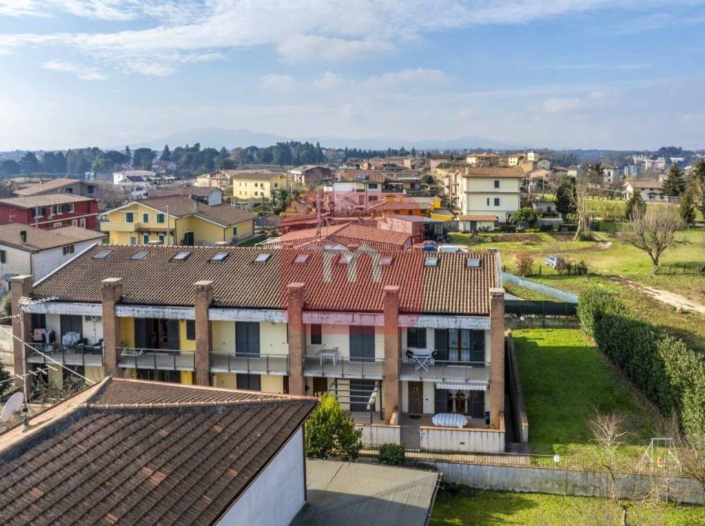 Villa in vendita a Valmontone via Colle del Piscarello s.n.c
