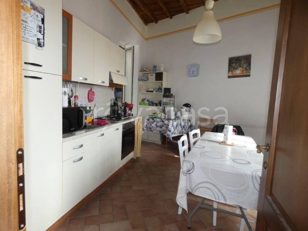 Appartamento in vendita a Viterbo piazza della Rocca, 22