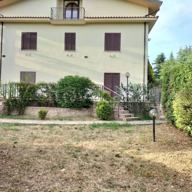 Villa in vendita a Rovito via San Giuseppe