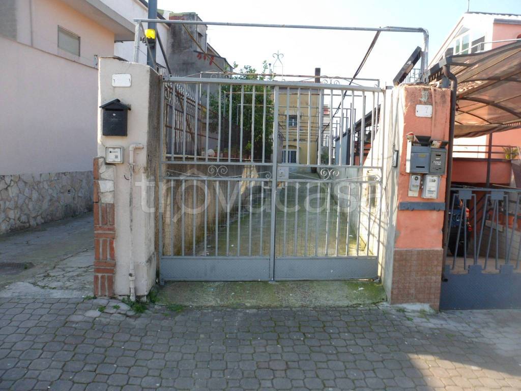 Appartamento in vendita a San Felice a Cancello via Crocella Santa