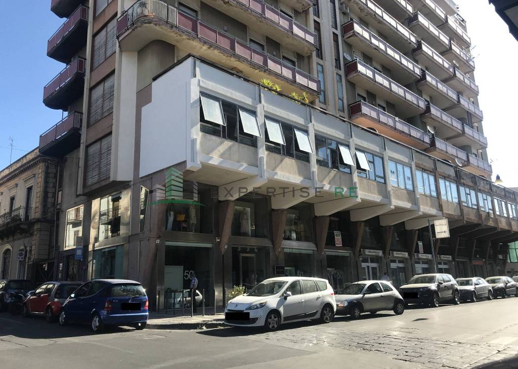 Ufficio in vendita a Paternò via Gian Battista Nicolosi, 57A
