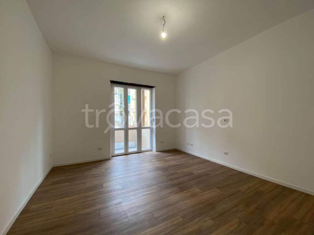 Appartamento in vendita a Torino via Montezemolo 39