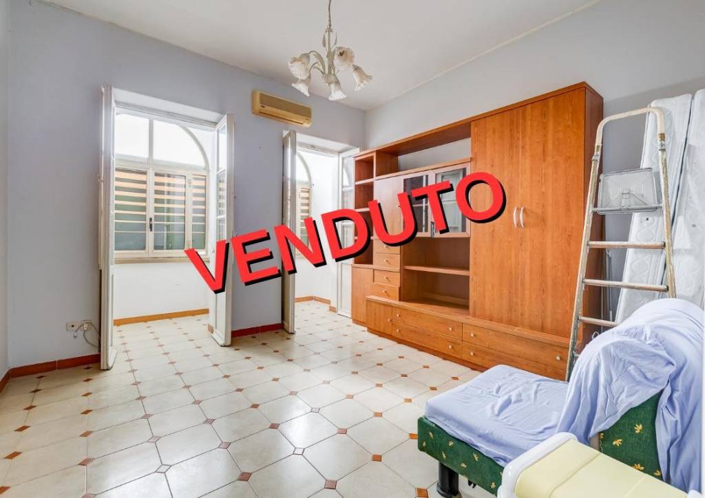 Appartamento in vendita a Roma via delle Isole Curzolane