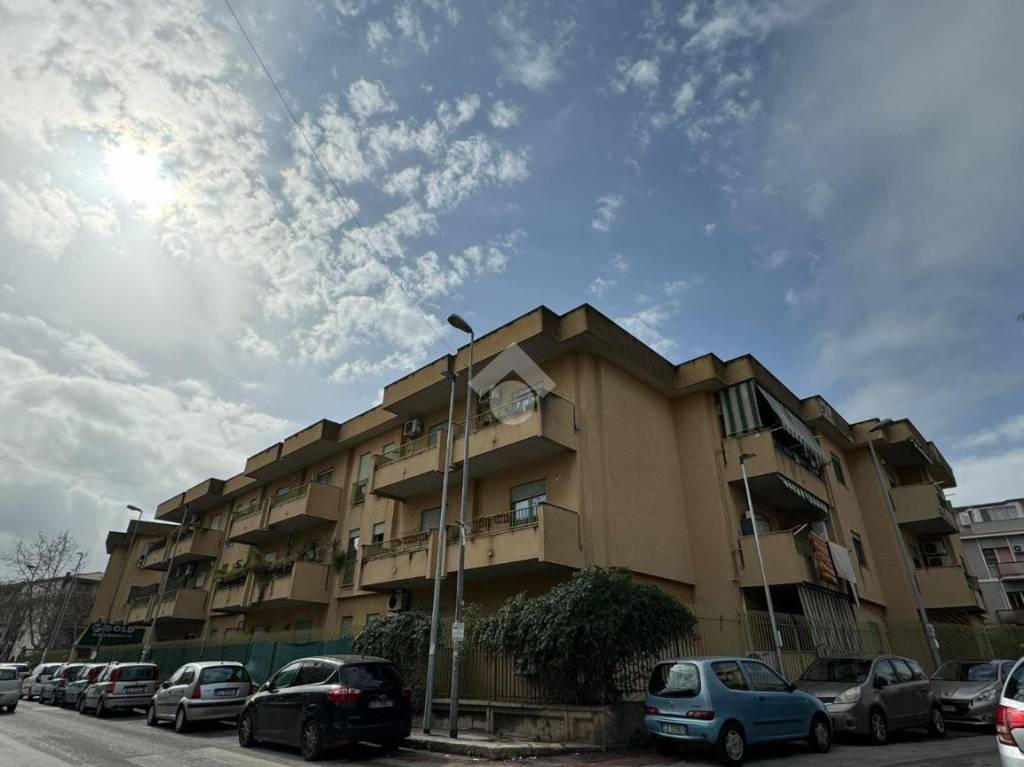 Appartamento in vendita a Palermo via Santuario Cruillas, 22