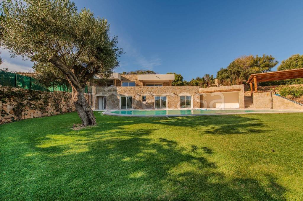 Villa Bifamiliare in vendita a Olbia via della Ricciola