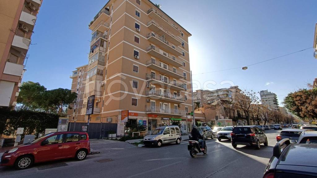 Appartamento in vendita a Palermo corso Calatafimi, 470