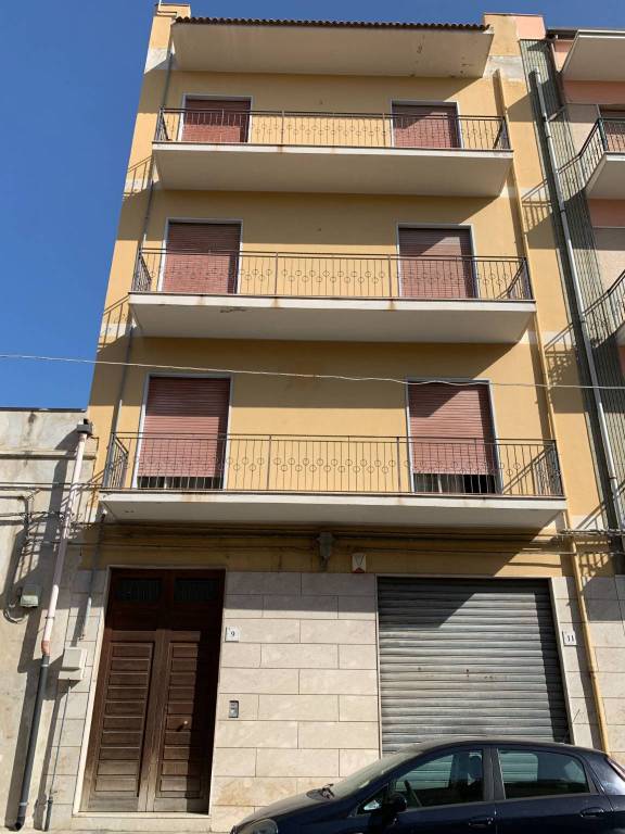 Appartamento in in vendita da privato a Barcellona Pozzo di Gotto via Trento, 9