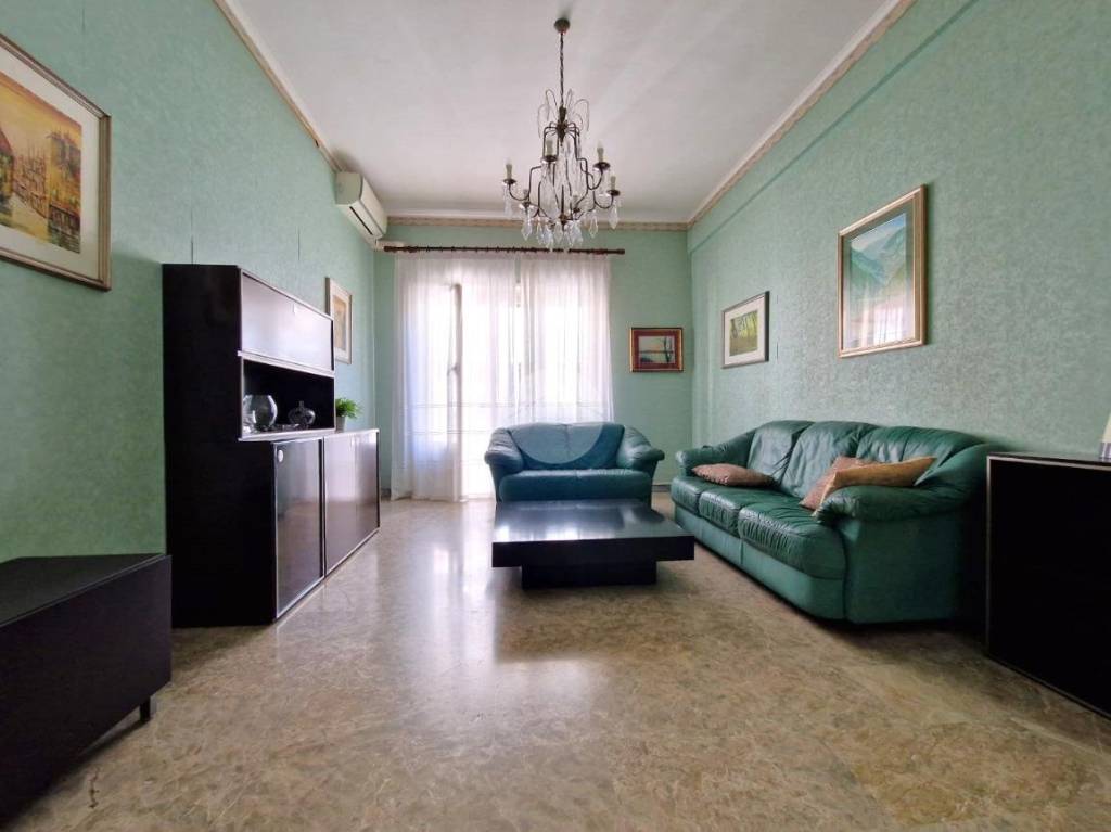 Appartamento in vendita a Roma via Conca d'oro, 263
