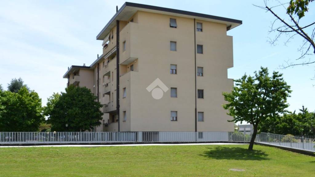 Appartamento in vendita a Vanzago via Del Lazzaretto, 17