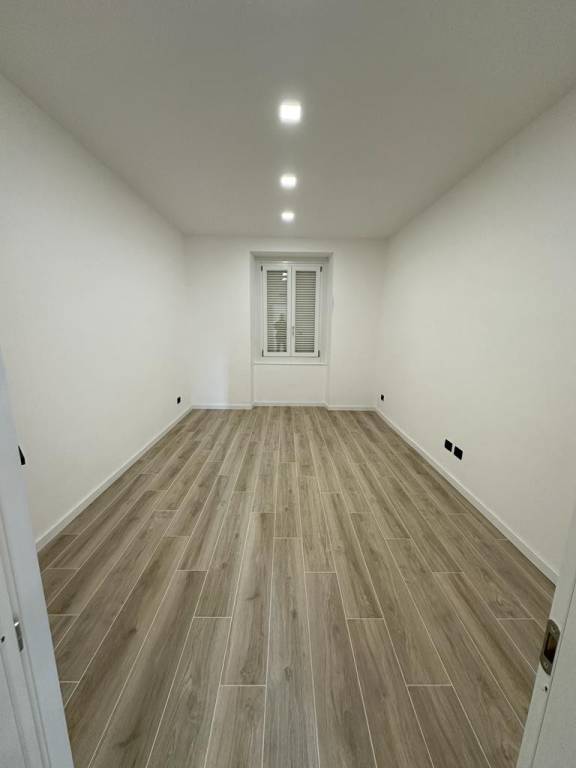 Appartamento in vendita a Torino via Villarbasse, 27