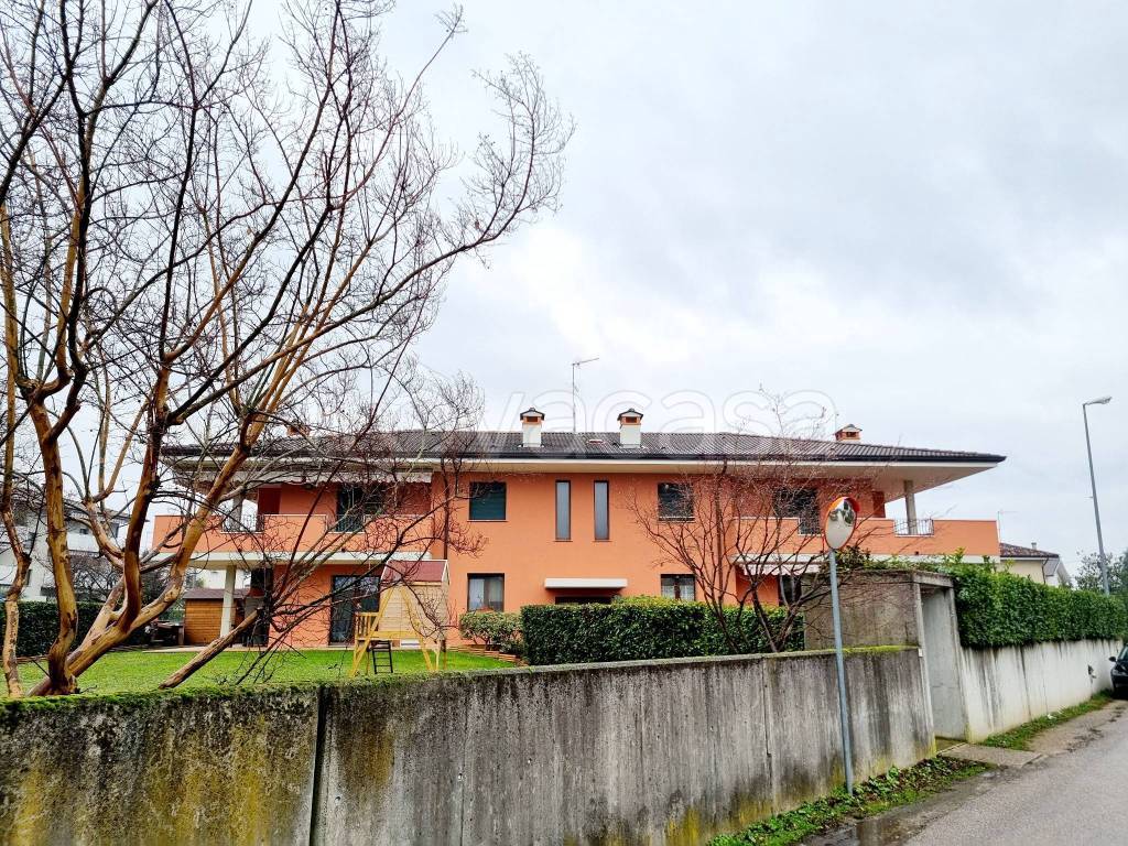 Appartamento in vendita a Tavagnacco via Torino