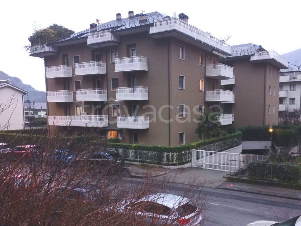 Appartamento in in vendita da privato a Sondrio via Lusardi, 20