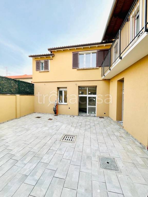 Appartamento in vendita a Seregno via Isonzo