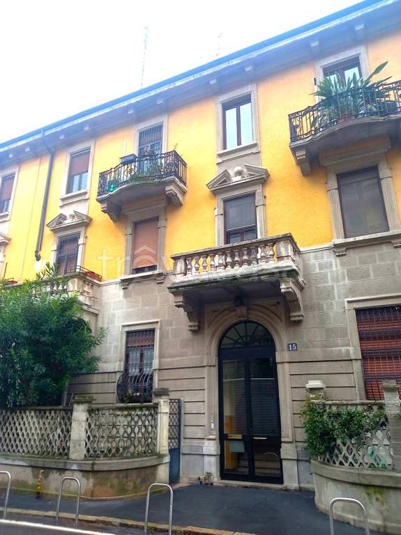 Appartamento in affitto a Milano via Serafino dell'Uomo, 15