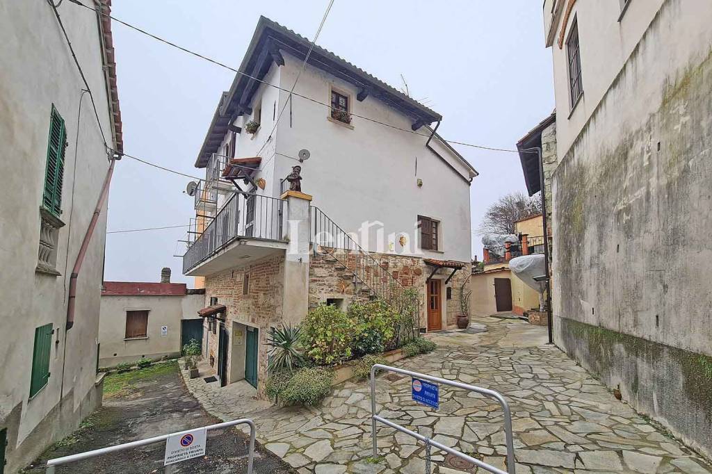 Villa in vendita a Ozzano Monferrato via Trento e Trieste, 18