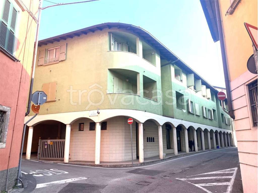 Appartamento in vendita ad Alzano Lombardo