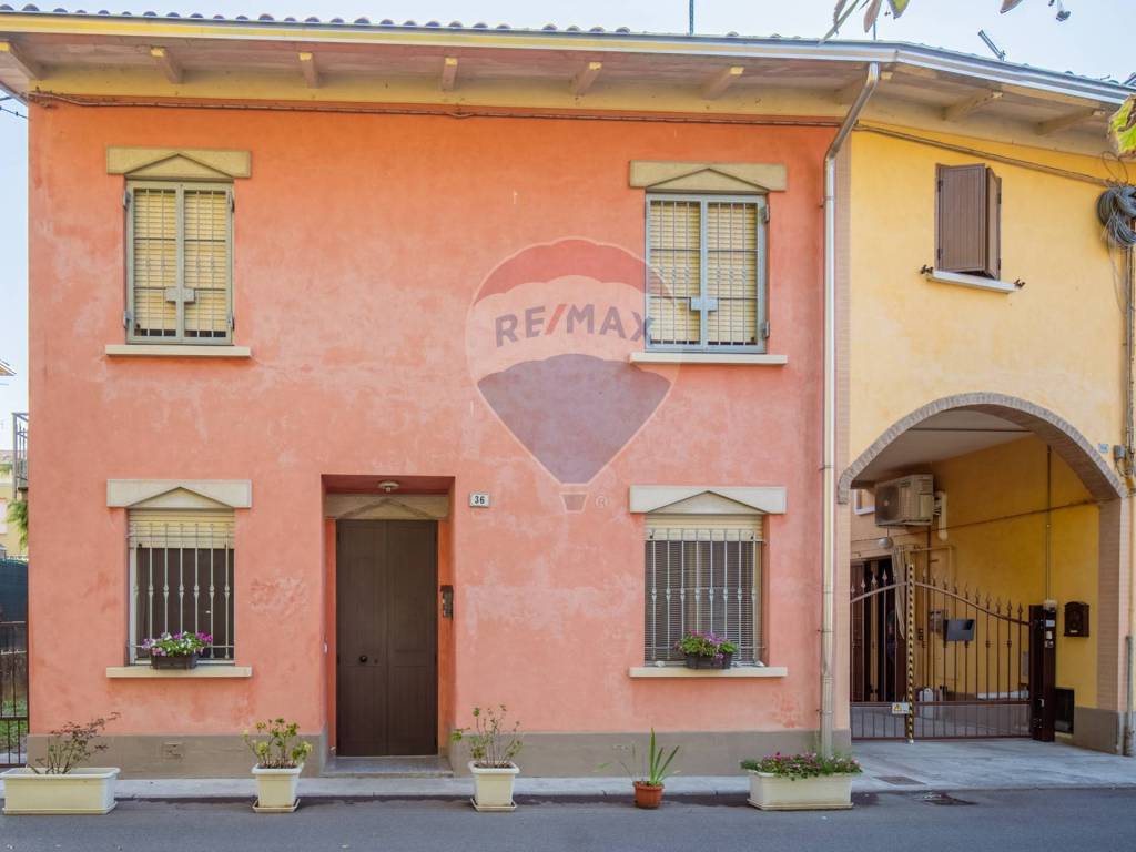Casa Indipendente in vendita a Bibbiano via don pasquino borghi, 36
