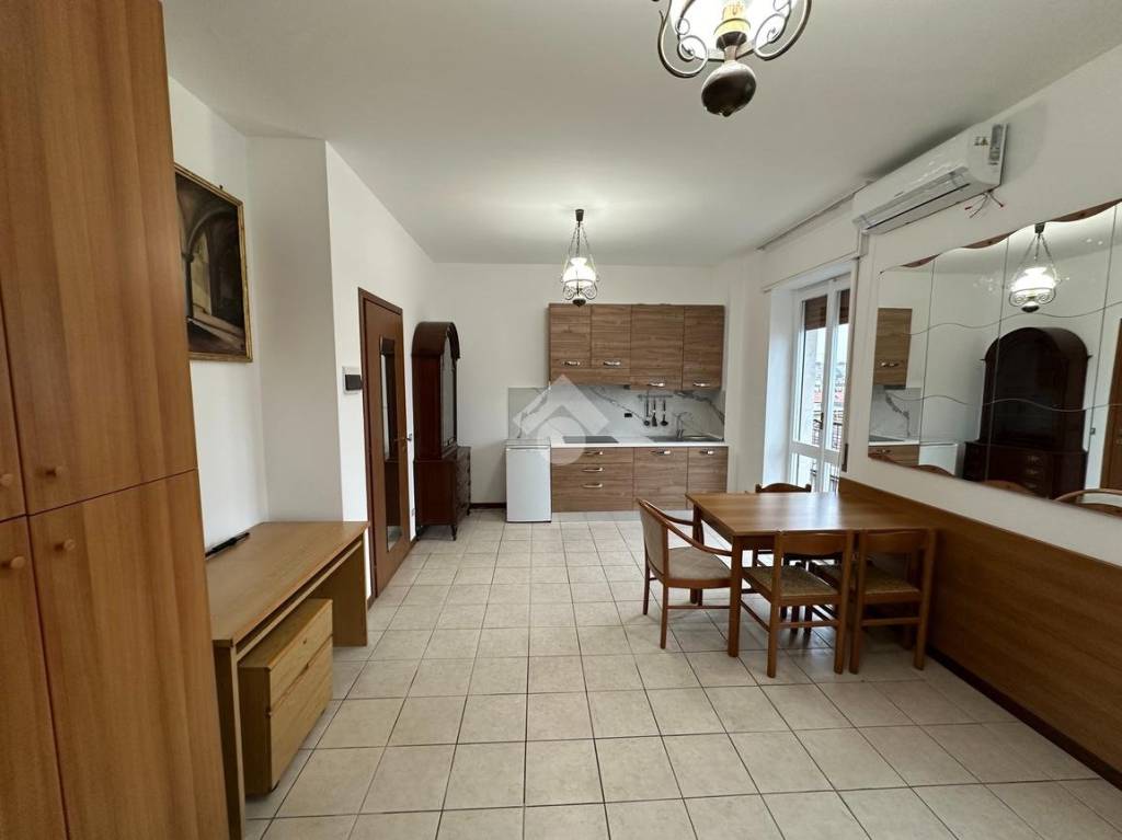Appartamento in affitto a Milano via Niccolò Copernico, 53