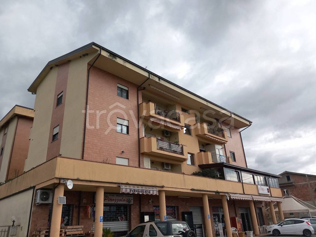 Appartamento in vendita a Rose località Boccalupo