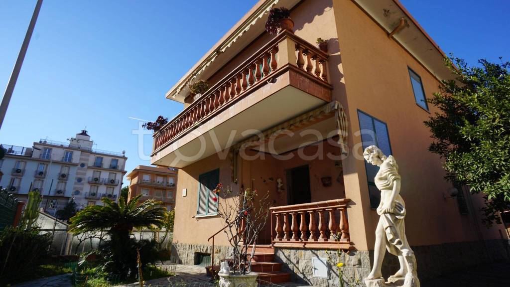 Villa in vendita a Bordighera via Girolamo Rossi