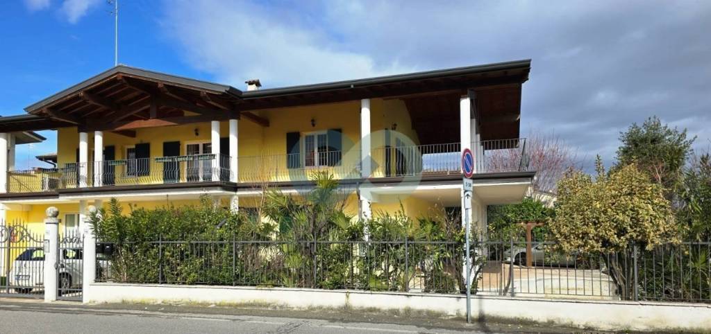 Attico in affitto a Desenzano del Garda via Monte Suello, 70