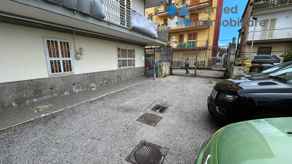 Appartamento in vendita a Napoli via Provinciale Montagna Spaccata, 235