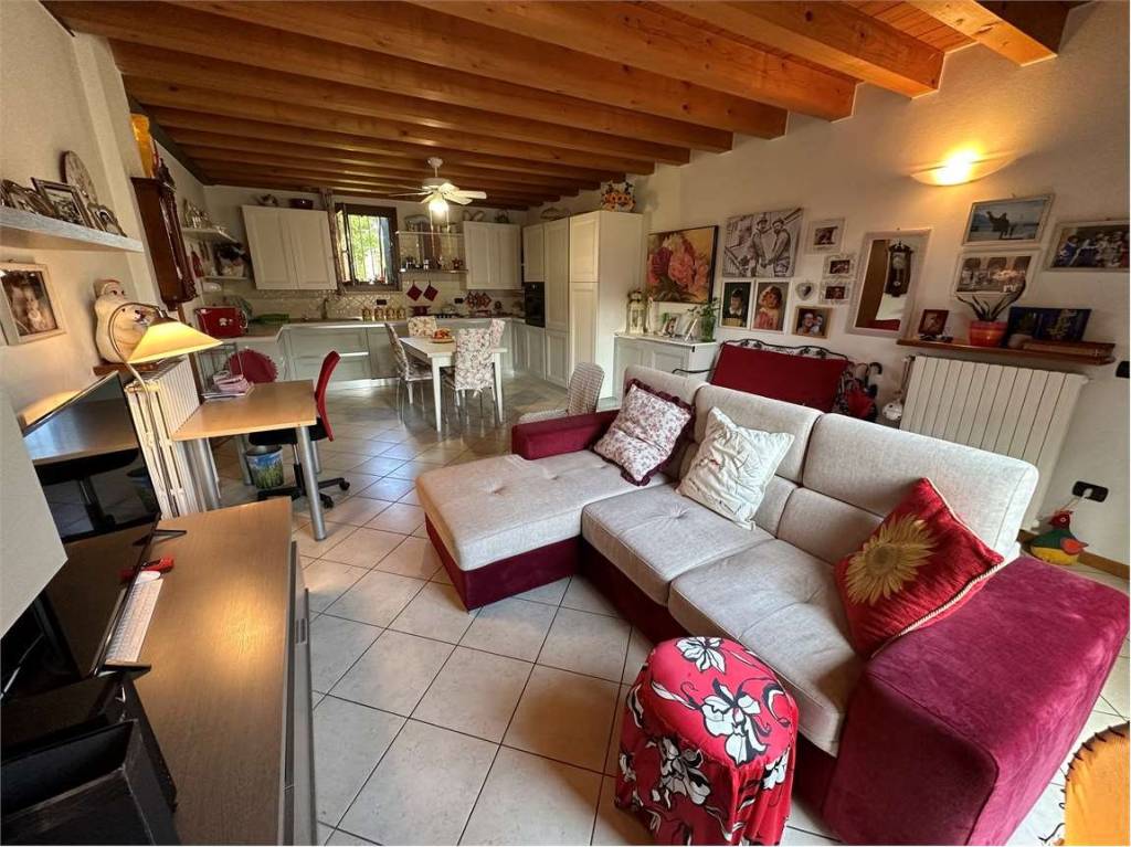 Appartamento in vendita a Villafranca di Verona