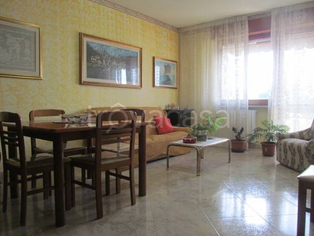 Appartamento in vendita a Pescara via Pietro Nenni, 4