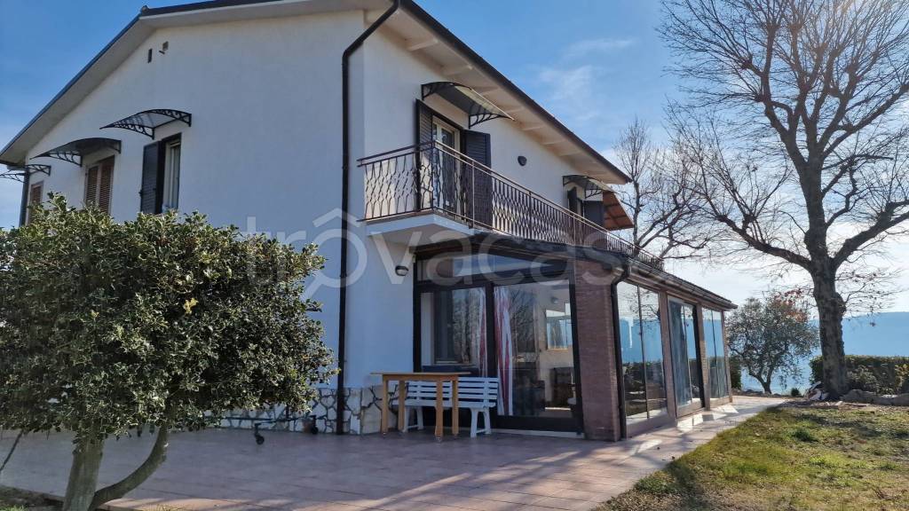 Villa a Schiera in vendita a Montecastrilli vocabolo torricella