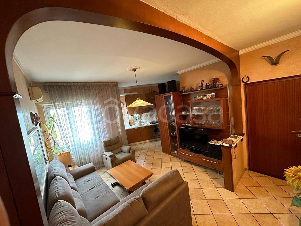 Appartamento in in vendita da privato a Nova Milanese via Andrea Doria, 2