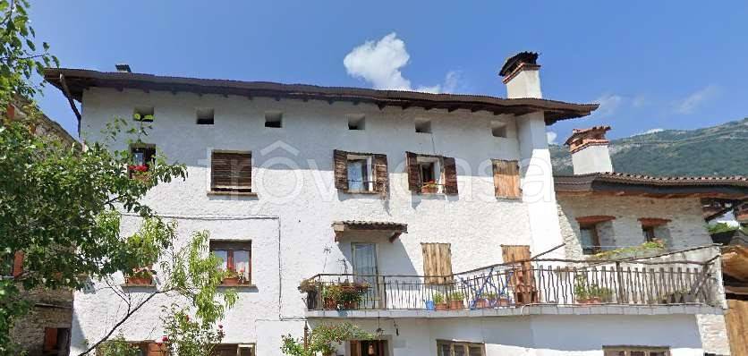 Casa Indipendente in vendita a Longarone via della Stretta