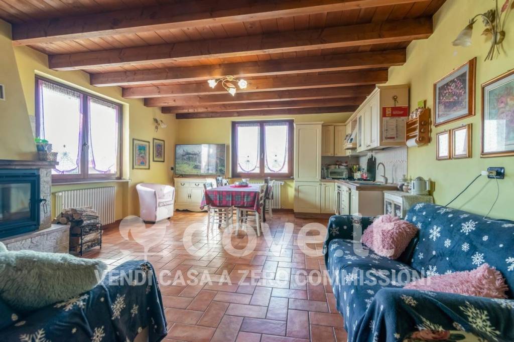 Villa in vendita a Rivanazzano Terme viale Cristoforo Colombo, 11