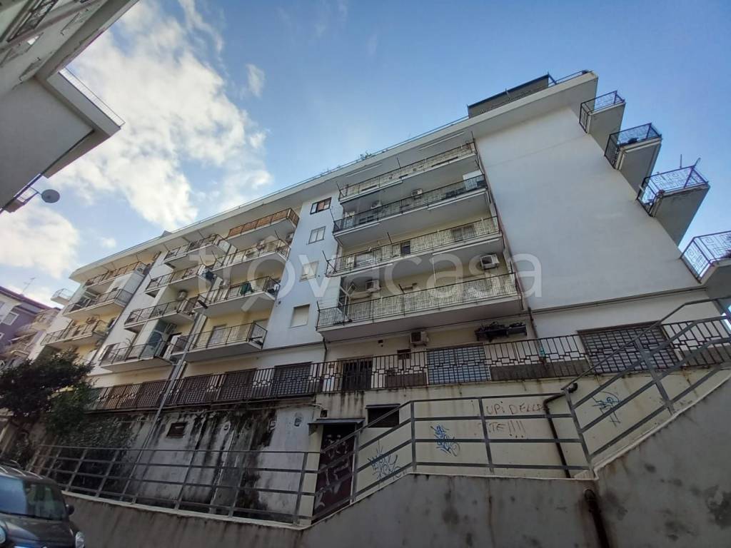 Appartamento in vendita a Crotone viale Leonardo Gallucci