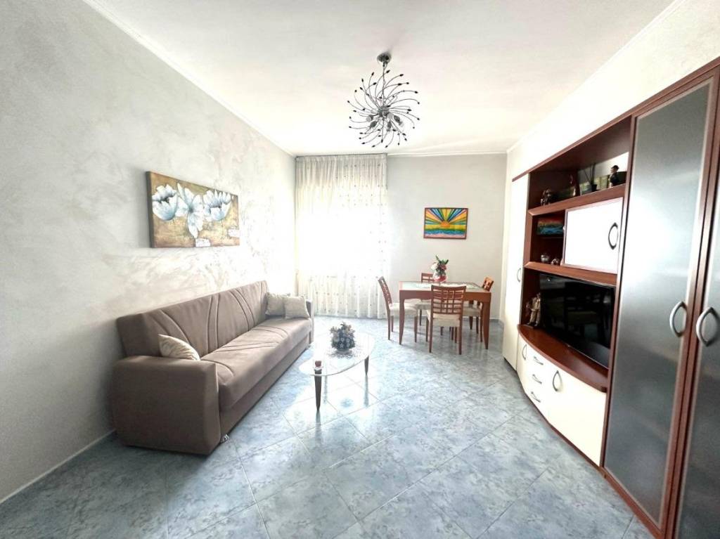 Appartamento in vendita a Casoria via I Maggio, 3